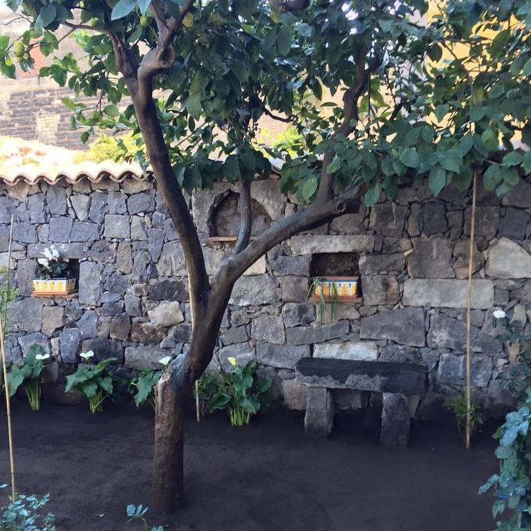 Casa Vacanza Cleo Catania Exterior photo